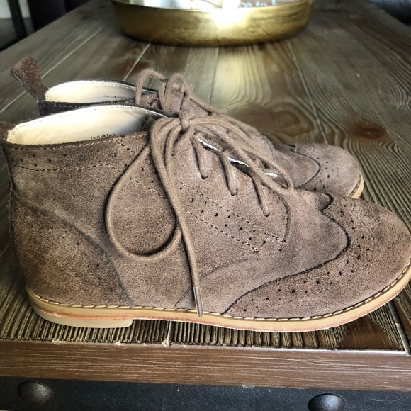 SOLD Brown Boots - Picture 6 of 8